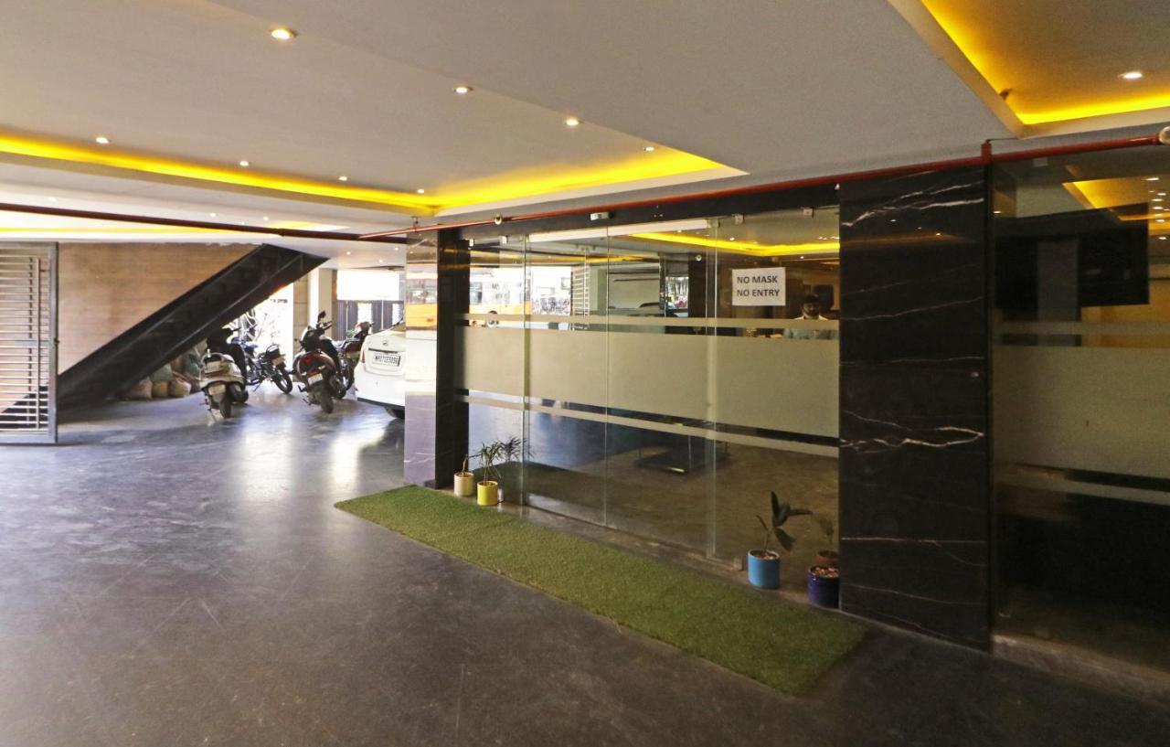 The Ivy Grand Hotel In City Centre With Free Secured Parking New Delhi Ngoại thất bức ảnh