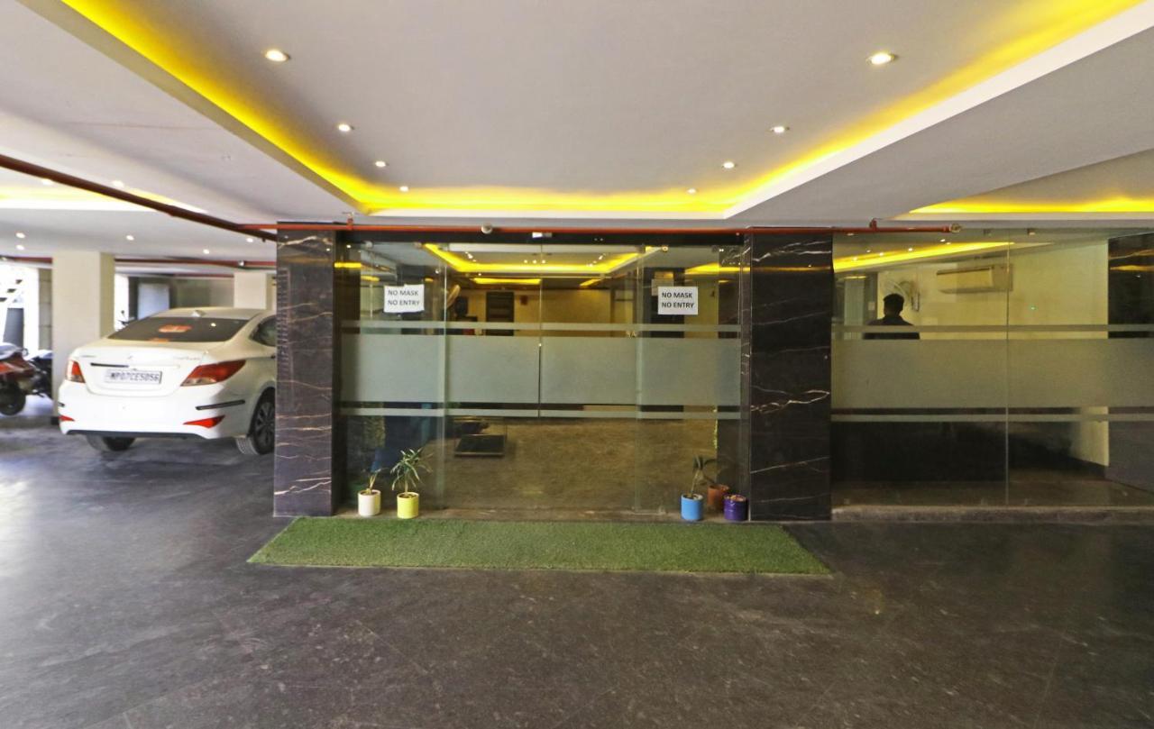 The Ivy Grand Hotel In City Centre With Free Secured Parking New Delhi Ngoại thất bức ảnh