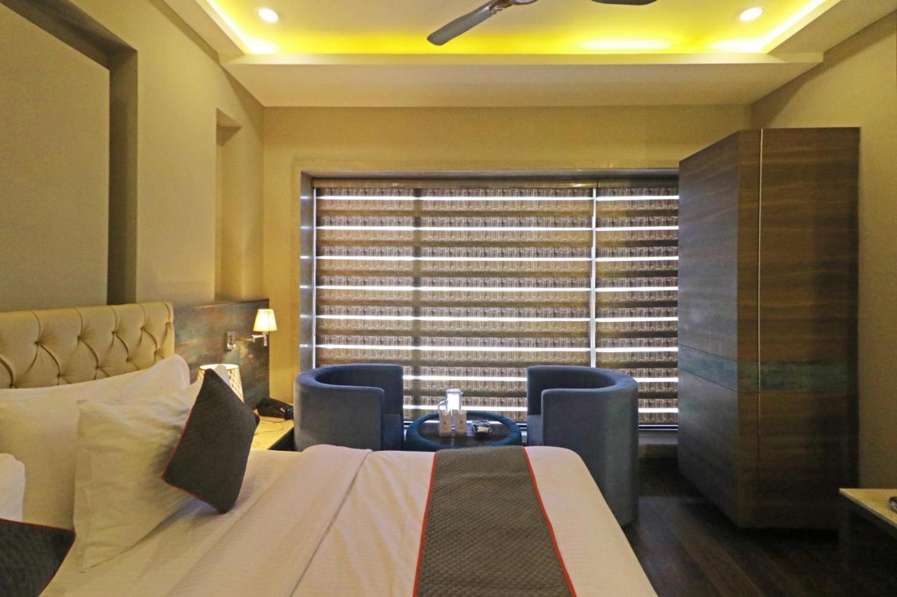 The Ivy Grand Hotel In City Centre With Free Secured Parking New Delhi Ngoại thất bức ảnh
