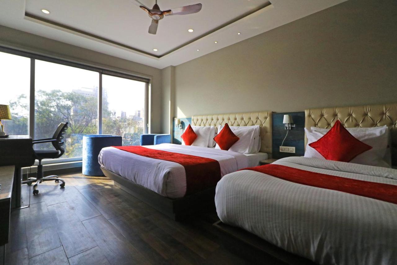 The Ivy Grand Hotel In City Centre With Free Secured Parking New Delhi Ngoại thất bức ảnh
