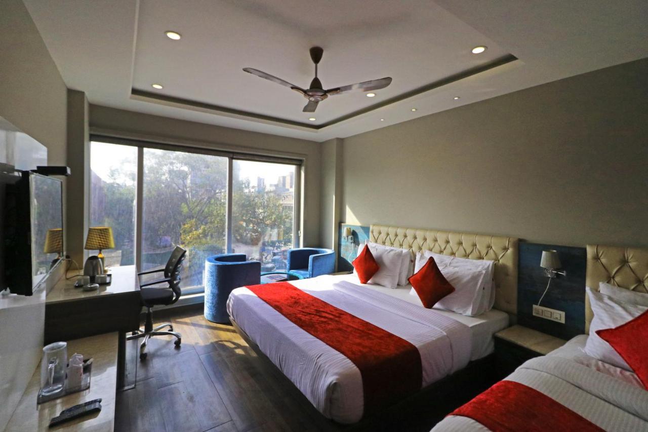 The Ivy Grand Hotel In City Centre With Free Secured Parking New Delhi Ngoại thất bức ảnh